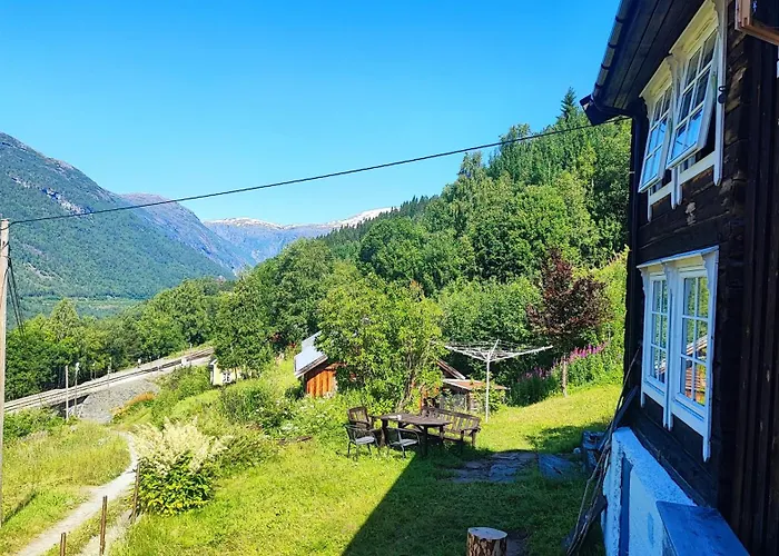 The Old Farm Lykkeslet Lodger *