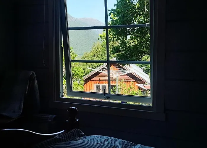 The Old Farm Lykkeslet 山林小屋