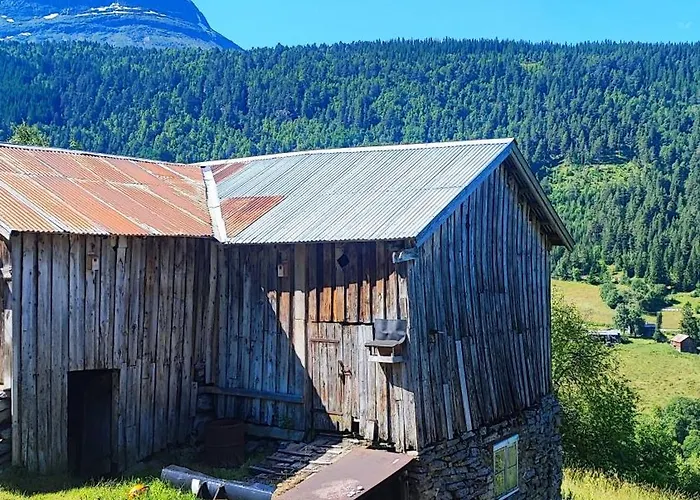 The Old Farm Lykkeslet * Verma